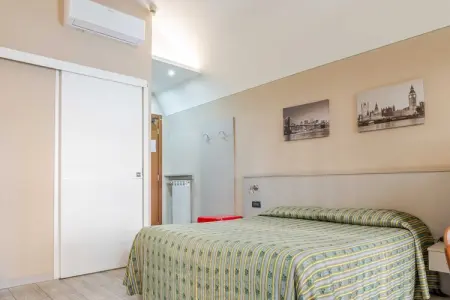 POSTA-34, Hôtel 3 Confort et Sérénité au cœur de Vintimille - Photo 6