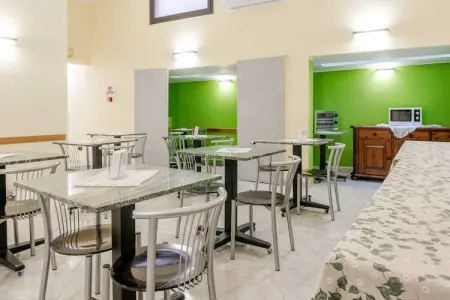 POSTA-14, Hôtel 3⭐Confort et sérénité au cœur de Vintimille - Photo 21