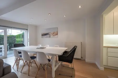 Residence Bergamo-01, Appartement à Knokke près de la plage - Photo 1