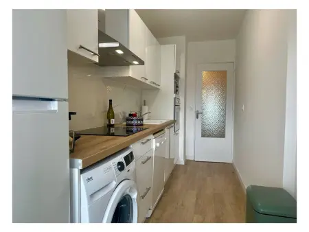 Appartement rénové à Juan les Pins avec parking - Photo 1