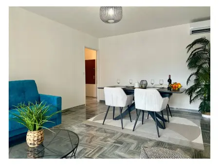 Appartement rénové à Juan les Pins avec parking - Photo 8
