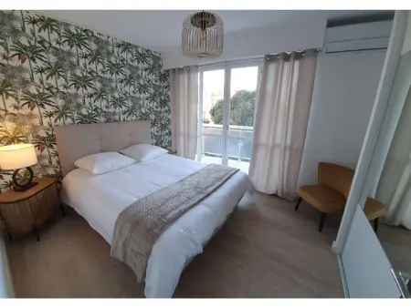 Appartement rénové à Juan les Pins avec parking - Photo 9