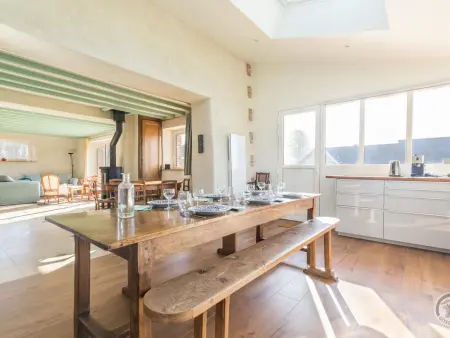 Maison lumineuse proche Granville, avec jardin et terrasse en bois - Photo 7