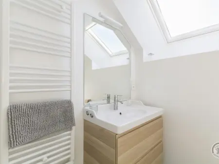 Maison lumineuse proche Granville, avec jardin et terrasse en bois - Photo 12