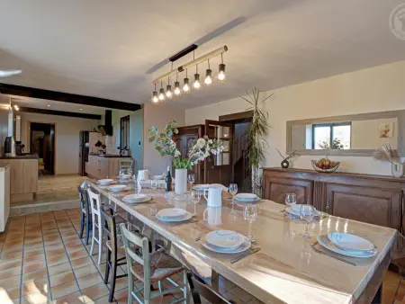 Gîte charme 12/14 pers avec piscine et jeux à Saint-Priest-la-Prugne - Photo 7