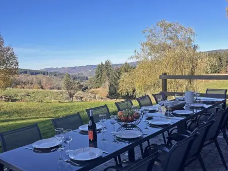 Gîte charme 12/14 pers avec piscine et jeux à Saint-Priest-la-Prugne - Photo 13