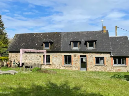 Maison de charme avec jardin et WIFI inclus, Gite 6 personnes à Passais - Photo 18