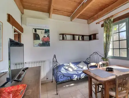 Charmant appartement en Camargue avec piscine partagée - Photo 2
