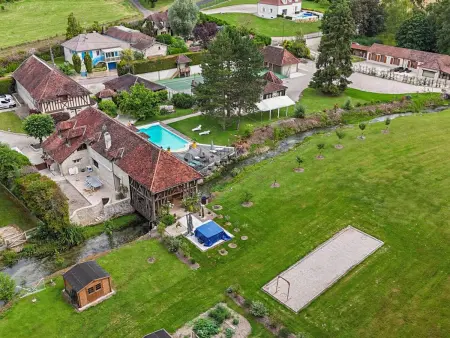 Maison en Pierre avec Piscine Privée et Animaux Admis - Photo 26