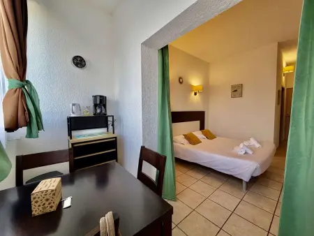 Studio cosy à Saint-Florent avec piscine et climatisation - Photo 3