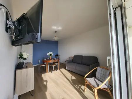 Appartement rénové pour 4 pers., vue mer, salle de jeux et parking inclus - Photo 6