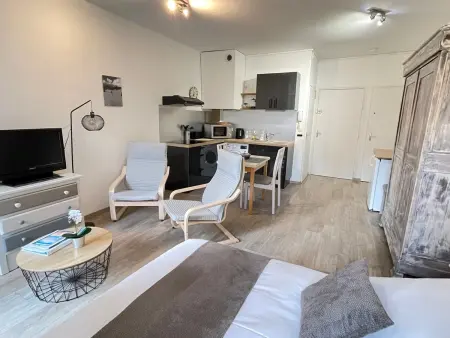 Studio cosy 3 étoiles avec balcon, idéal pour 2 pers, à Aix-les-Bains - Photo 3