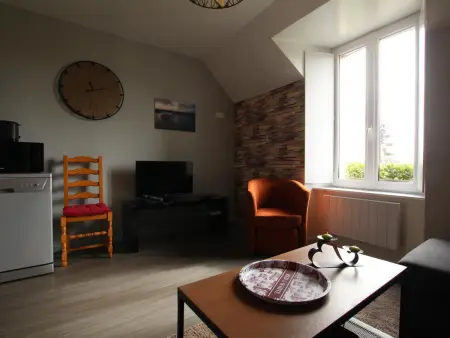 Charmante Maison à Montfarville avec Parking et Wifi, Animaux Bienvenus - Photo 11