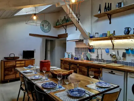 Maison cosy avec cour privative au cœur de l'Auvergne - Photo 1