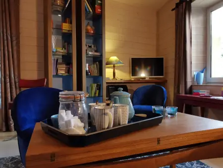 Maison cosy avec cour privative au cœur de l'Auvergne - Photo 3
