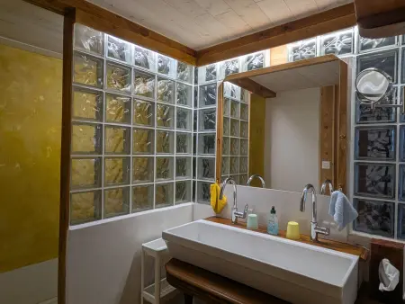 Maison cosy avec cour privative au cœur de l'Auvergne - Photo 7
