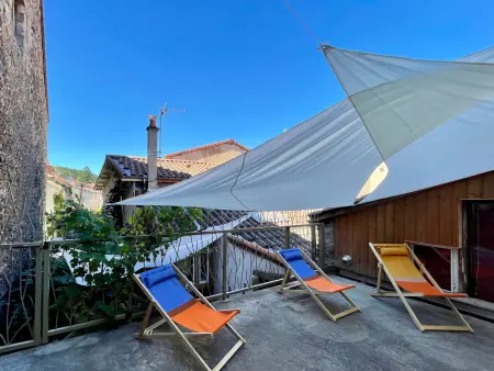 Maison cosy avec cour privative au cœur de l'Auvergne - Photo 25