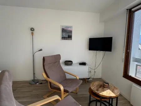 Studio moderne et cosy avec loggia, vue montagnes, Internet - Photo 5
