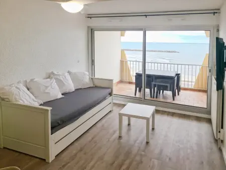 Studio cabine avec terrasse et parking à Palavas - Photo 1