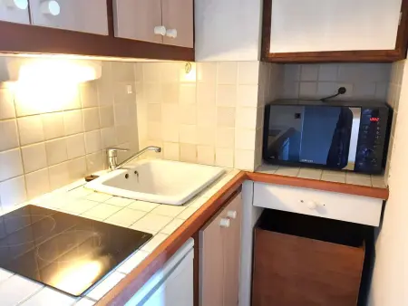 Studio Confort 4 Pers. St-Lary Soulan – Balcon Sud, salle musculation, sauna & jacuzzi - Photo 7