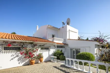 Casa Sentosa - Family villa in Carvoeiro, Villa confortable à Carvoeiro, Algarve - Photo 18
