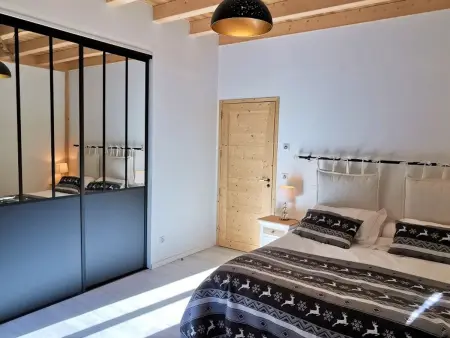 Grand gîte rénové, billard, baby-foot, vue sur rivière, terrasse, activités diverses - Photo 15