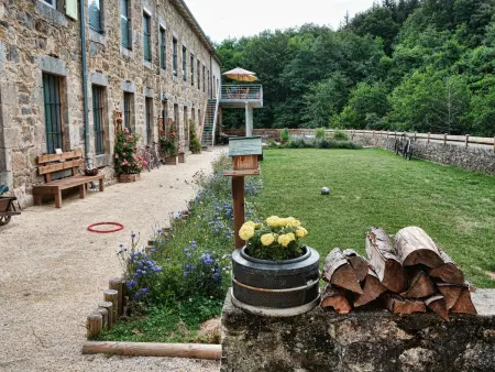 Grand gîte rénové, billard, baby-foot, vue sur rivière, terrasse, activités diverses - Photo 26