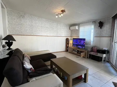Maison moderne avec cour privée et parking sécurisé - Photo 6