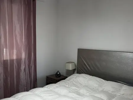 Maison moderne avec cour privée et parking sécurisé - Photo 7