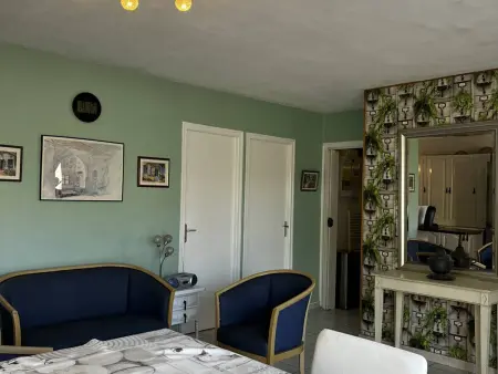 Maison moderne avec cour privée et parking sécurisé - Photo 16