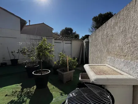 Maison moderne avec cour privée et parking sécurisé - Photo 19