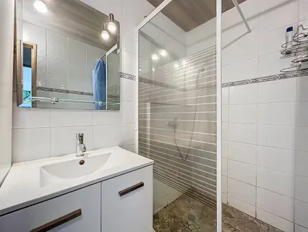 Appartement en front de mer avec terrasse et piscine - Photo 7