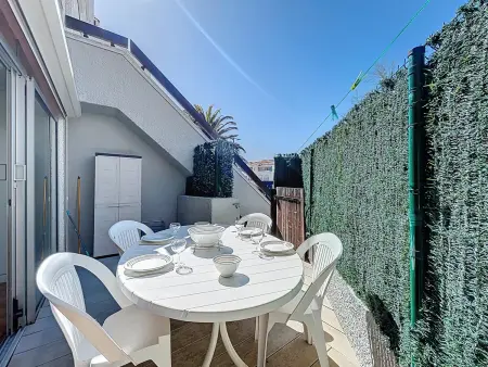 Appartement en front de mer avec terrasse et piscine - Photo 10
