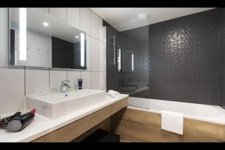 SYBELLES_S4, Appartement à Le Corbier avec piscine chauffée - Photo 27
