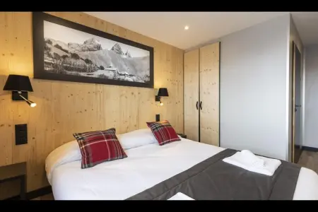 SYBELLES_S6, Appartement à Le Corbier avec Spa & Piscine - Photo 3