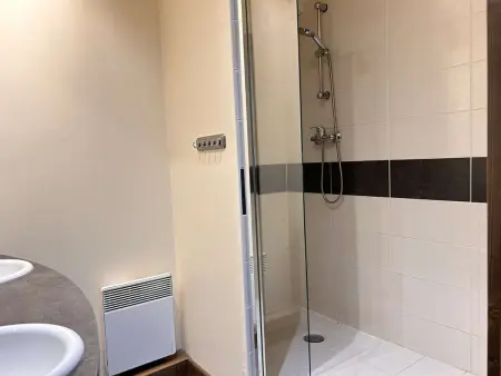 Appartement 5 Pièces Cabine, 8 Couchages, Proche Pistes, Piscine, Sauna à Risoul 1850 - Photo 18