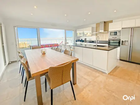 Appartement duplex 6-8 pers avec terrasse, jacuzzi et garage à Port-Louis - Photo 3