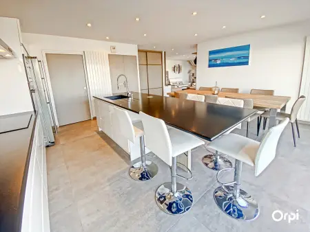 Appartement duplex 6-8 pers avec terrasse, jacuzzi et garage à Port-Louis - Photo 7