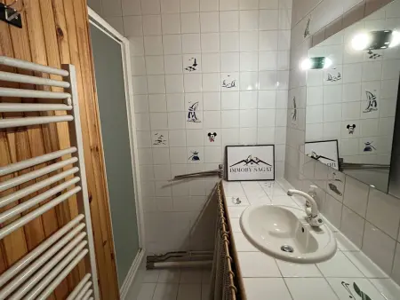 Appartement au cœur de Super Besse, vue sur montagnes - Photo 11