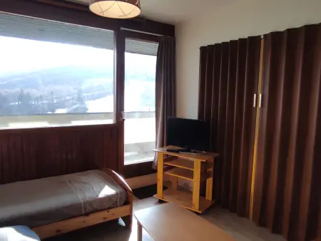 Appartement 5 pers au pied des pistes avec Wi-Fi à Super Besse - Photo 13