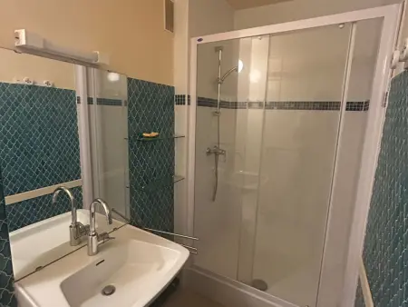 Appartement 5 pers au pied des pistes avec Wi-Fi à Super Besse - Photo 16