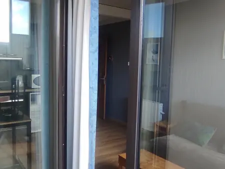 Appartement au Cœur de Super Besse avec Balcon et Parking - Photo 12