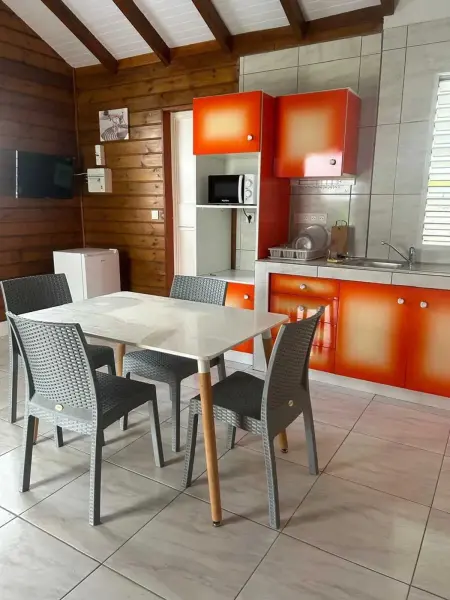 Chalet cosy à Saint-François avec piscine privée - Photo 12