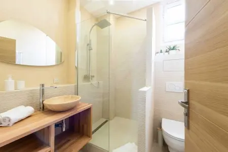 DC-5-COURBET-G, Appartement cosy Juan-Les-Pins - 300m Plage - Photo 8