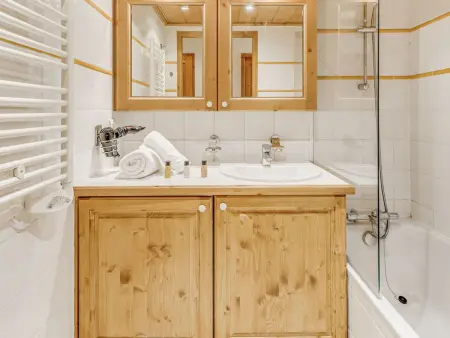 Appartement 3 pièces, 6 pers avec WIFI et parking à Champagny-en-Vanoise - Photo 13
