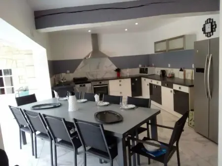 Villa spacieuse avec piscine privée à Ranton - 330 m² - Photo 8