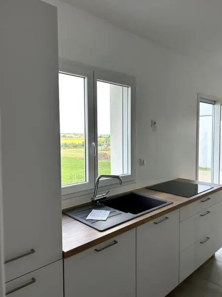 Maison familiale spacieuse à Plouguerneau avec jardin - Photo 4