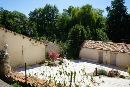 Maison accueillante avec piscine à Chalandray, Maison 6 personnes à Chalandray - Photo 15