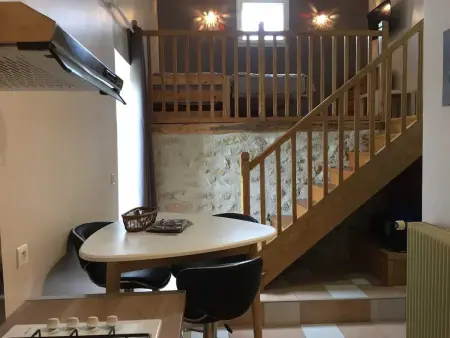 Charmante maison avec piscine à Chalandray, 25 m² - Photo 5