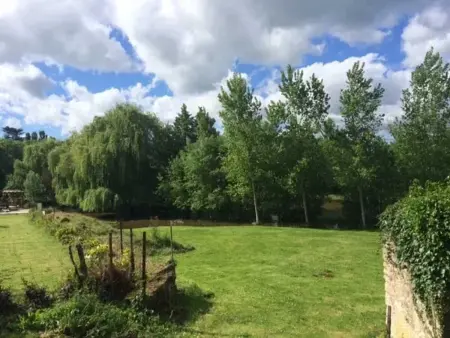 Charmante maison avec piscine à Chalandray, 25 m² - Photo 9